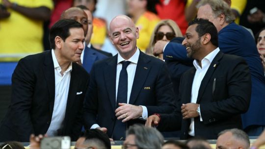 Gianni Infantino abrió la puerta a un Mundial de 64 selecciones para 2030: el beneficio clave para Argentina