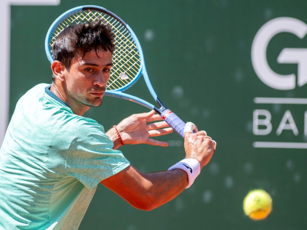Mariano Navone avanzó a cuartos de final en el ATP 250 de Kitzbühel