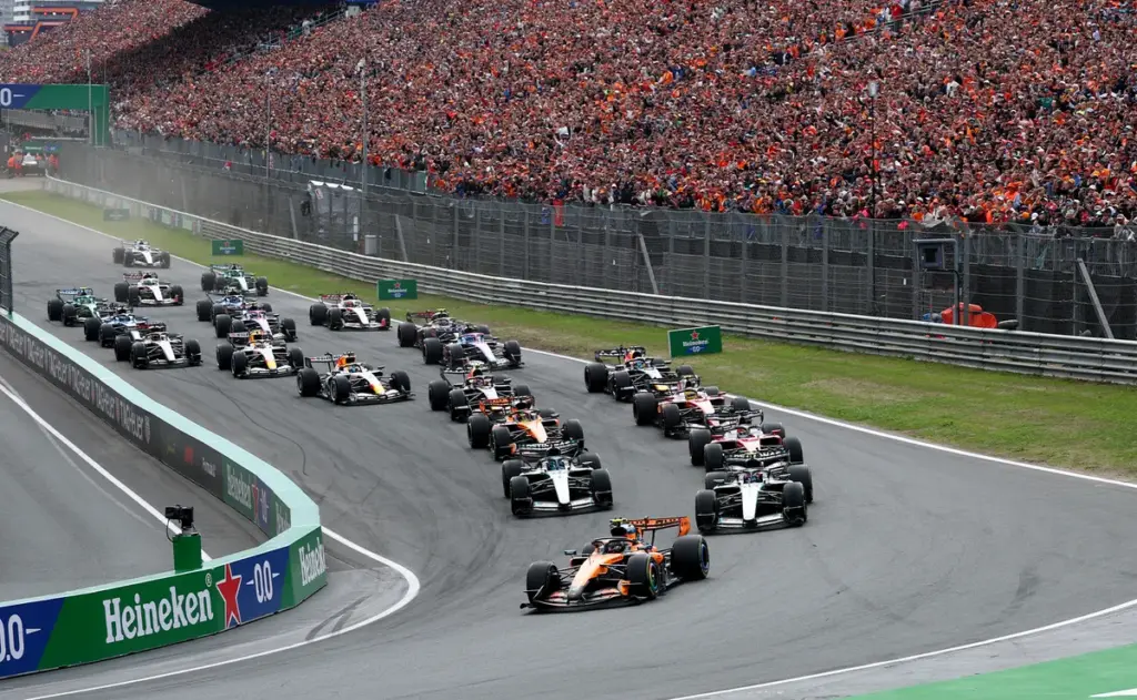 Colapinto penalizado y Norris recupera la punta: minuto a minuto de la carrera del GP de Países Bajos 2026