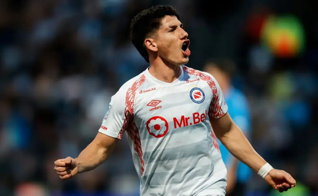 Argentinos se bajó de las negociaciones por Francisco Álvarez: “Lo que River nos ofrecía era inviable”
