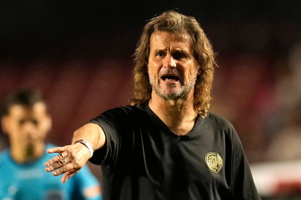 Solo falta la firma: Rubén Darío Insua, a un paso de volver a San Lorenzo