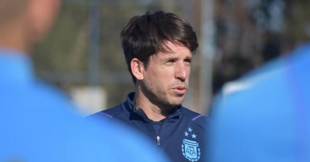 Con jugadores de River y Boca, Placente anunció los convocados de la Selección Argentina Sub 19 en los Juegos Suramericanos