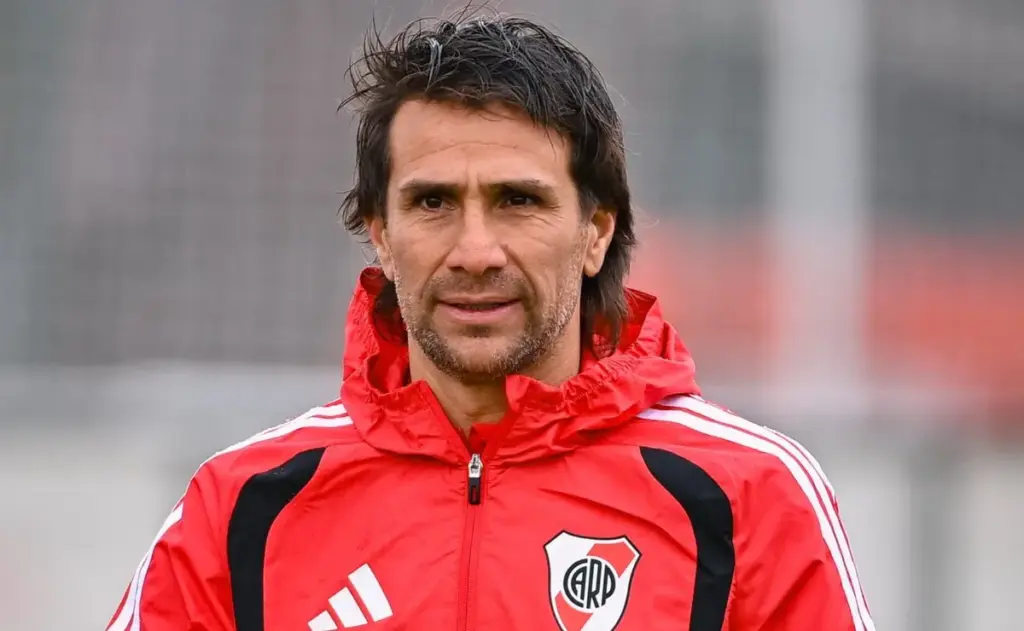 River hoy: la situación de Viña, la posible formación ante Atlético Tucumán, los convocados por Placente y más