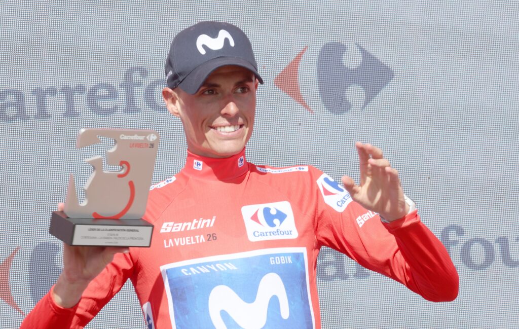 Enric Mas, otro día de rojo: “La confianza está por las nubes”