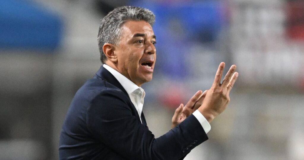 «Viaje, poco descanso y pocas horas de sueño»: Gallardo analizó la derrota de Ecuador en su debut