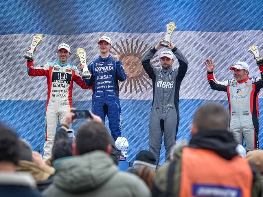 Leonel Pernía redondeó una gran actuación en Concordia