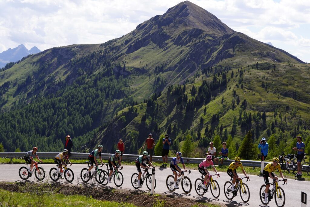 Los grandes colosos definen al Giro 2027: Mortirolo, Gavia y Zoncolan