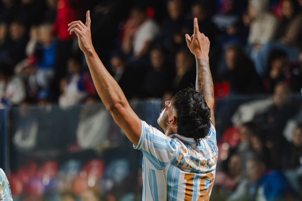 Atlético Tucumán venció a Tigre en Victoria y lo dejó sin director técnico: renunció Diego Dabove