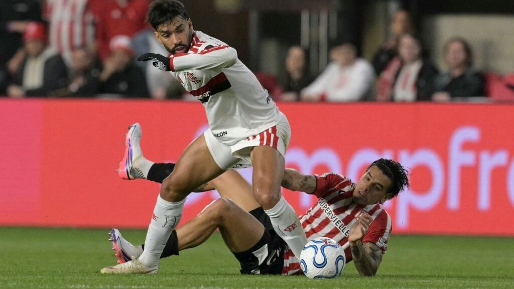 Estudiantes empató con Flamengo y definirá el pase a la final de la Libertadores en el Maracaná