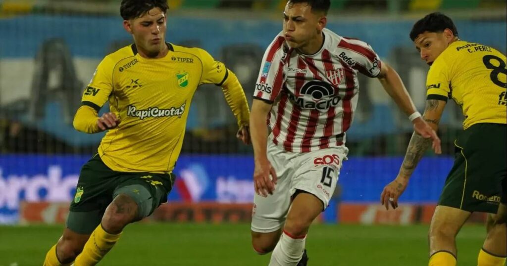 Instituto le ganó a Defensa y se clasificó para los playoff