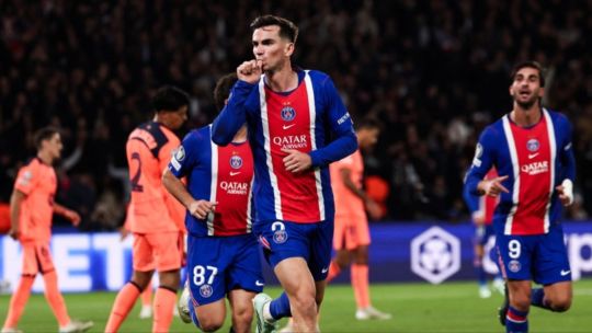 PSG mostró las credenciales del campeón y derrotó a Barcelona en un mágico 4-2 por Champions League